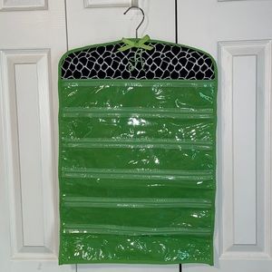 “A” 💚 Accessory Organizer